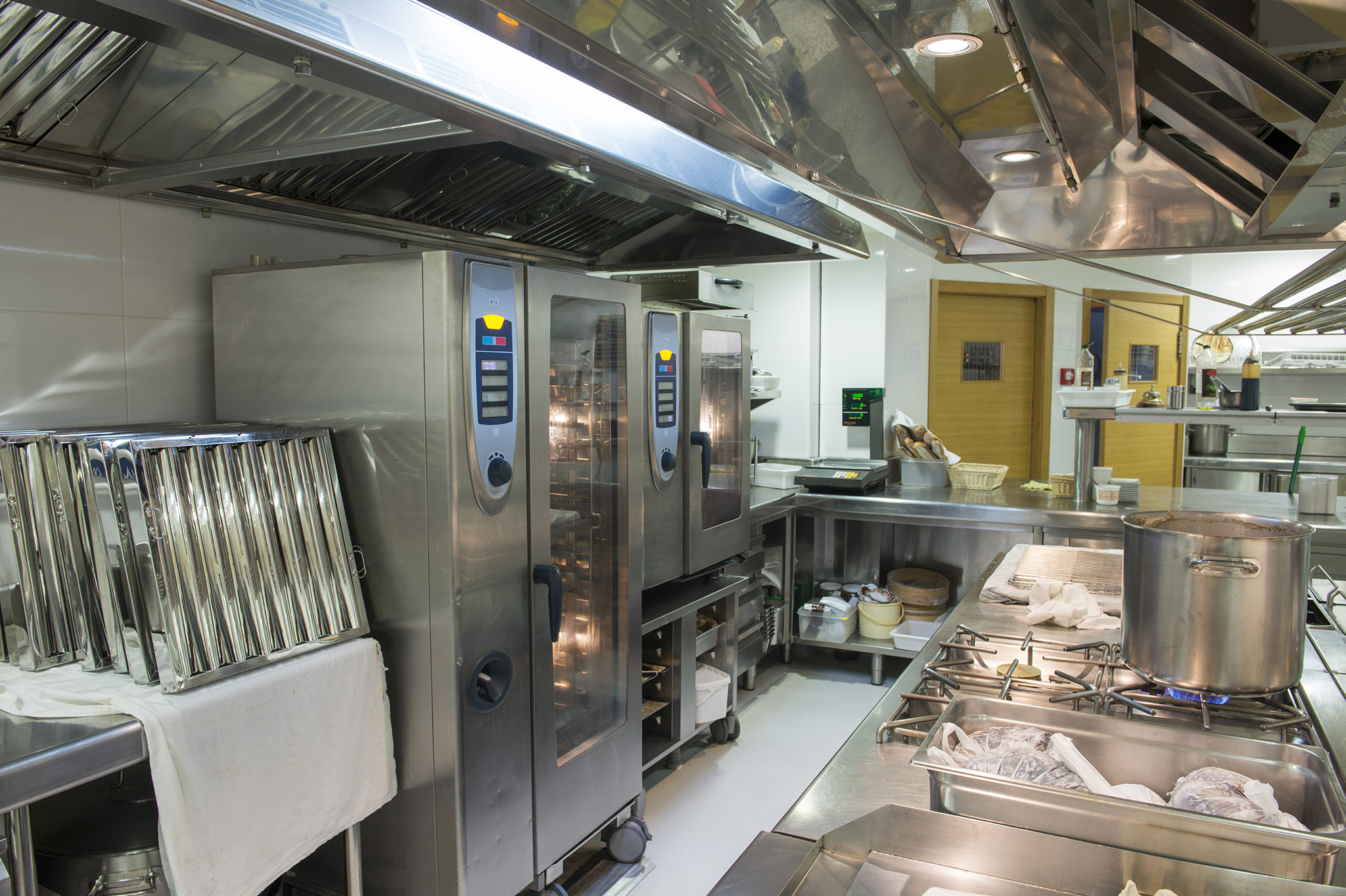 Commercial Kitchen